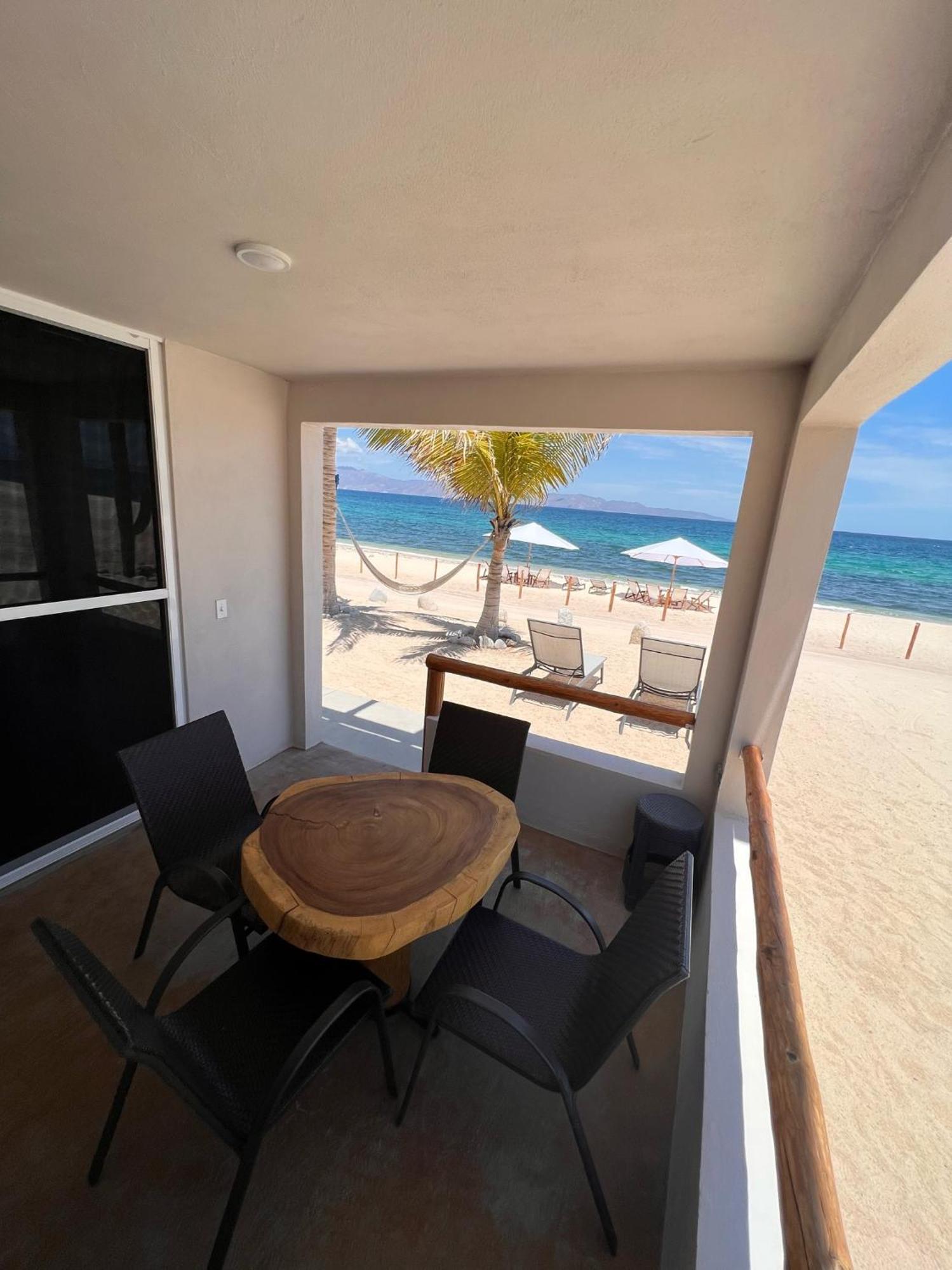 Beach Front Lofts, La Ventana Eksteriør billede