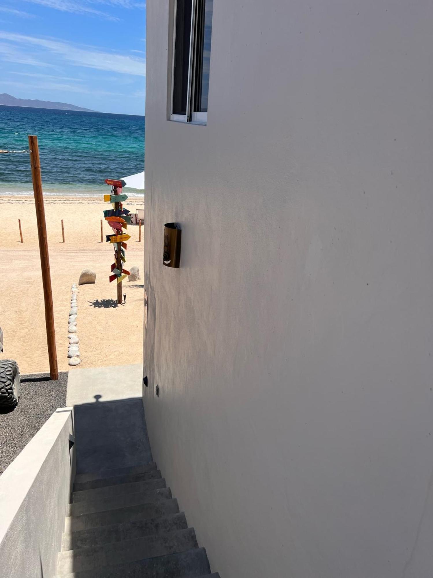 Beach Front Lofts, La Ventana Eksteriør billede