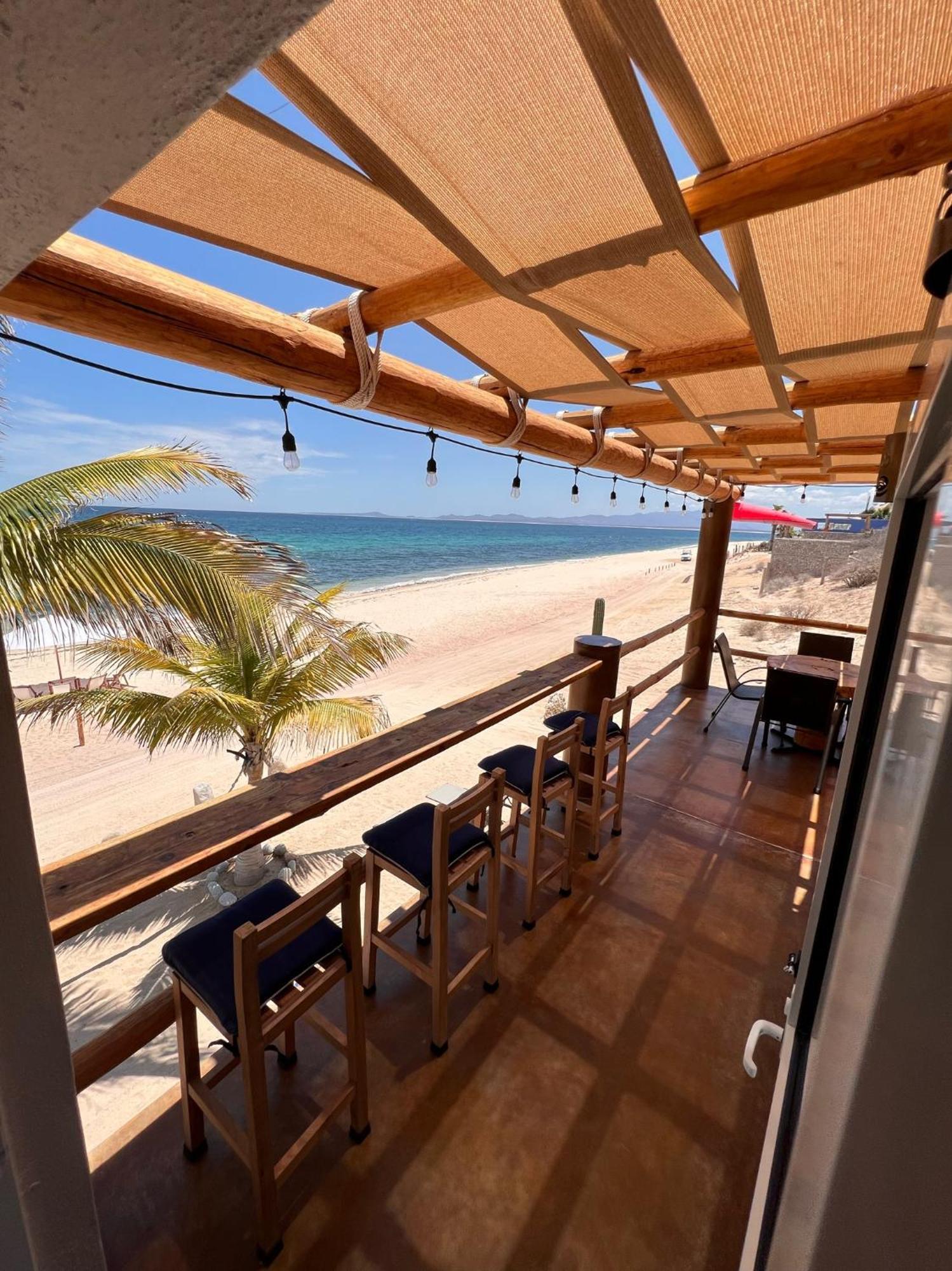 Beach Front Lofts, La Ventana Eksteriør billede