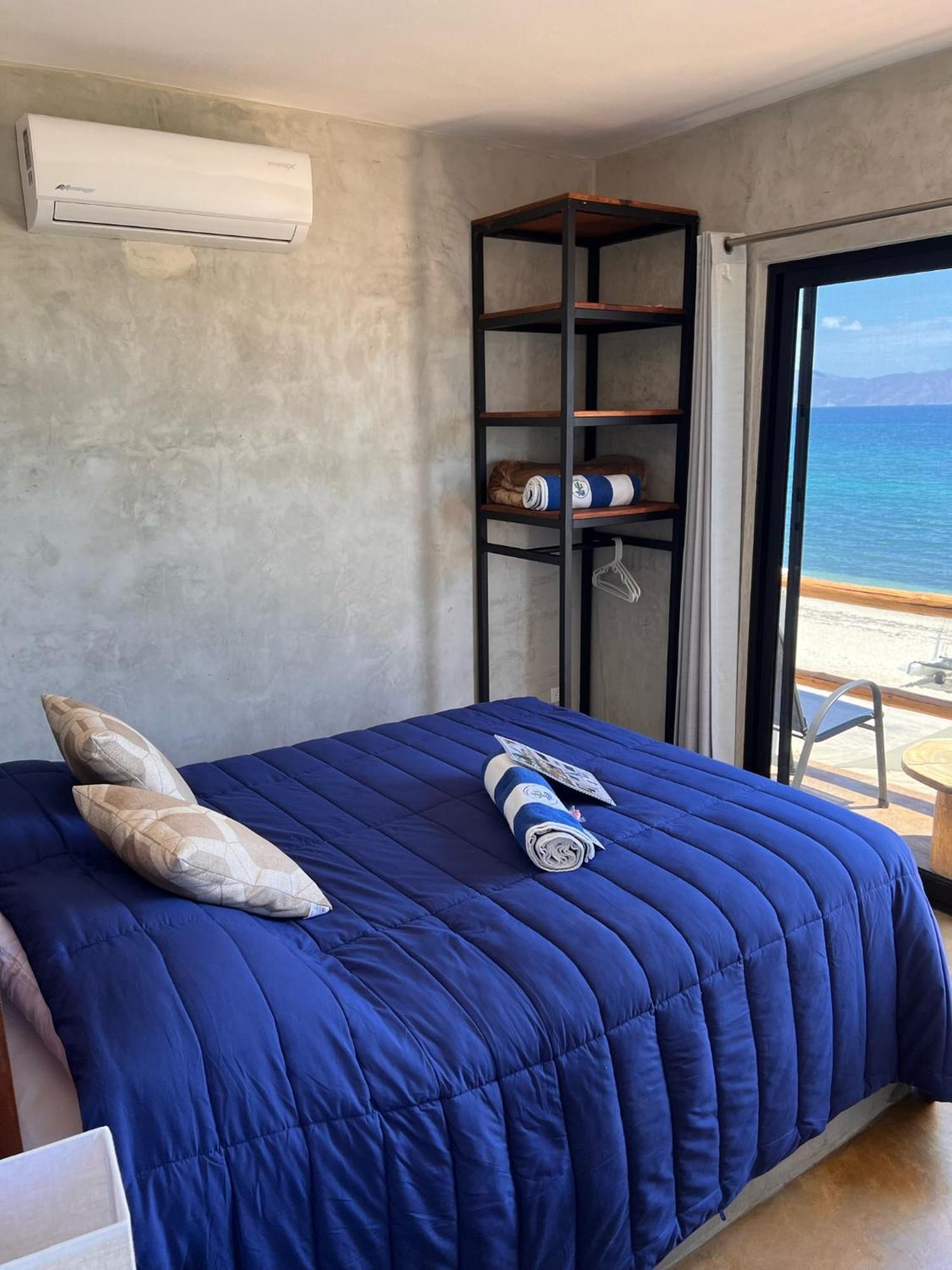 Beach Front Lofts, La Ventana Eksteriør billede