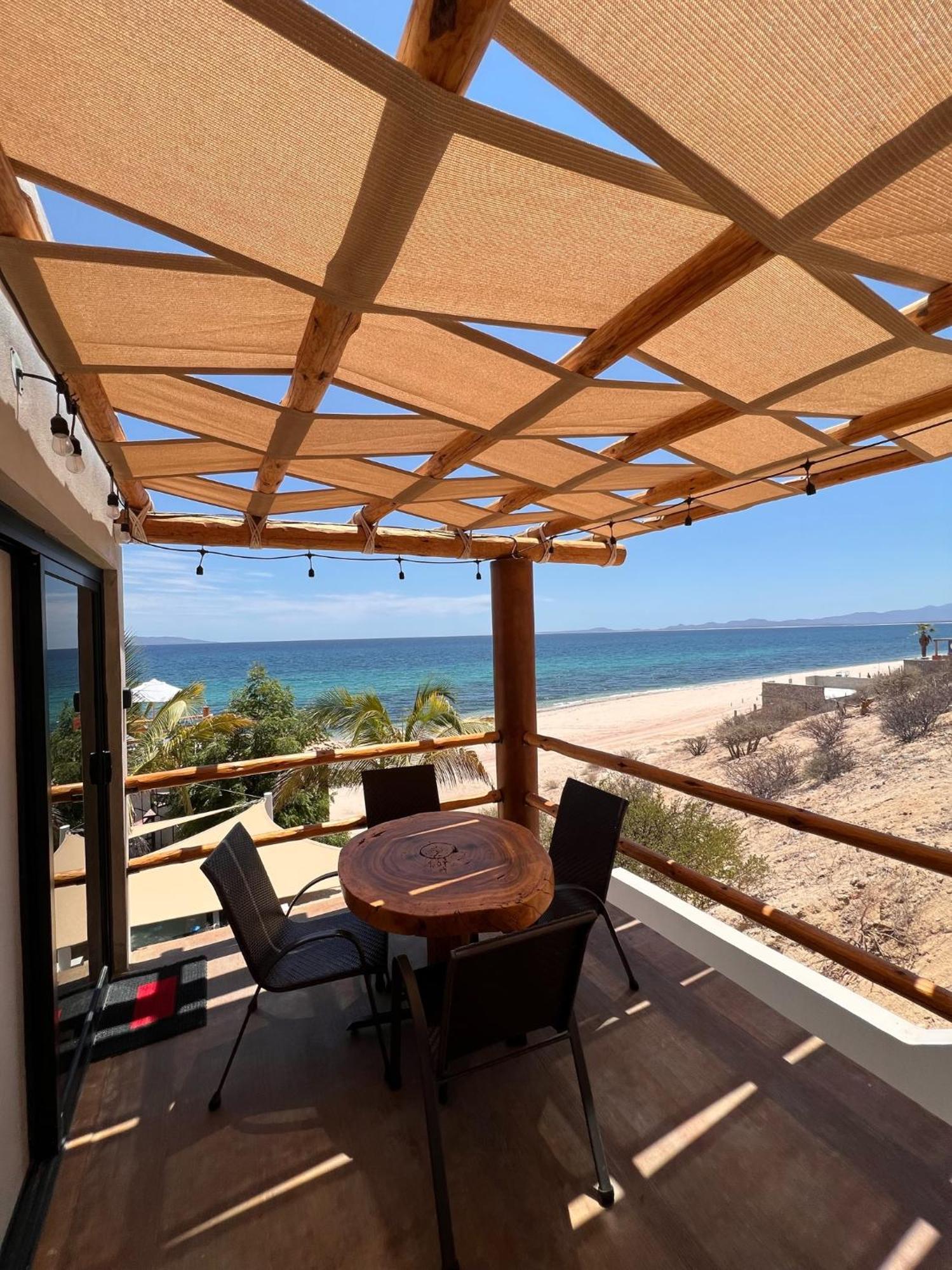 Beach Front Lofts, La Ventana Eksteriør billede